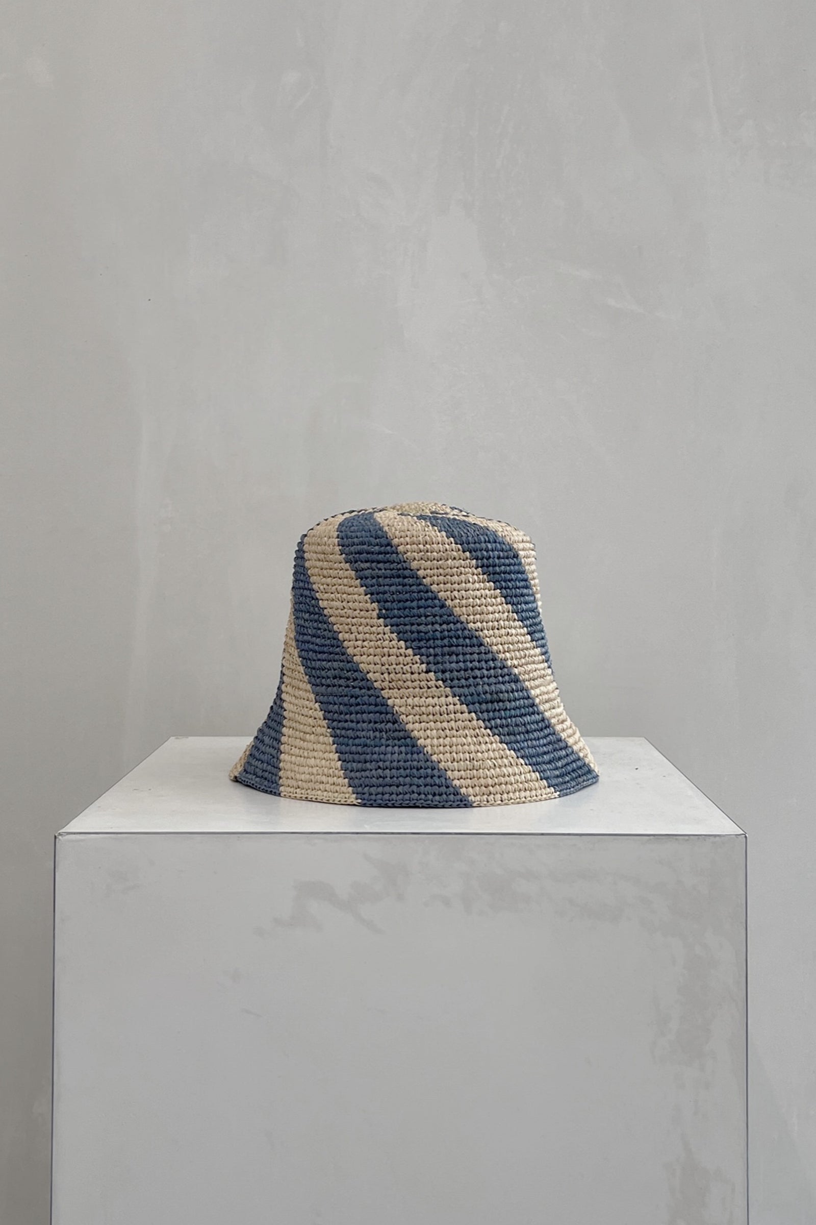 Cyla Bucket Hat |Blue & Natural