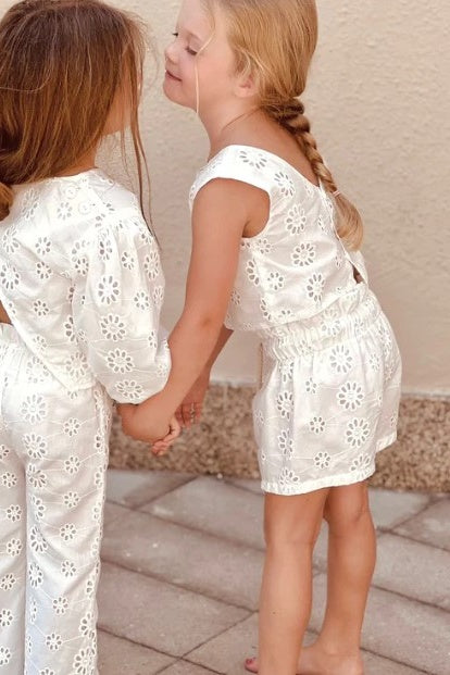 EMBROIDERY SET WITH SHORTS| WHITE