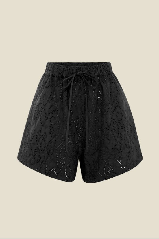 ABBEY SHORTS FIN BLACK BRODERIE | FINAL SALE