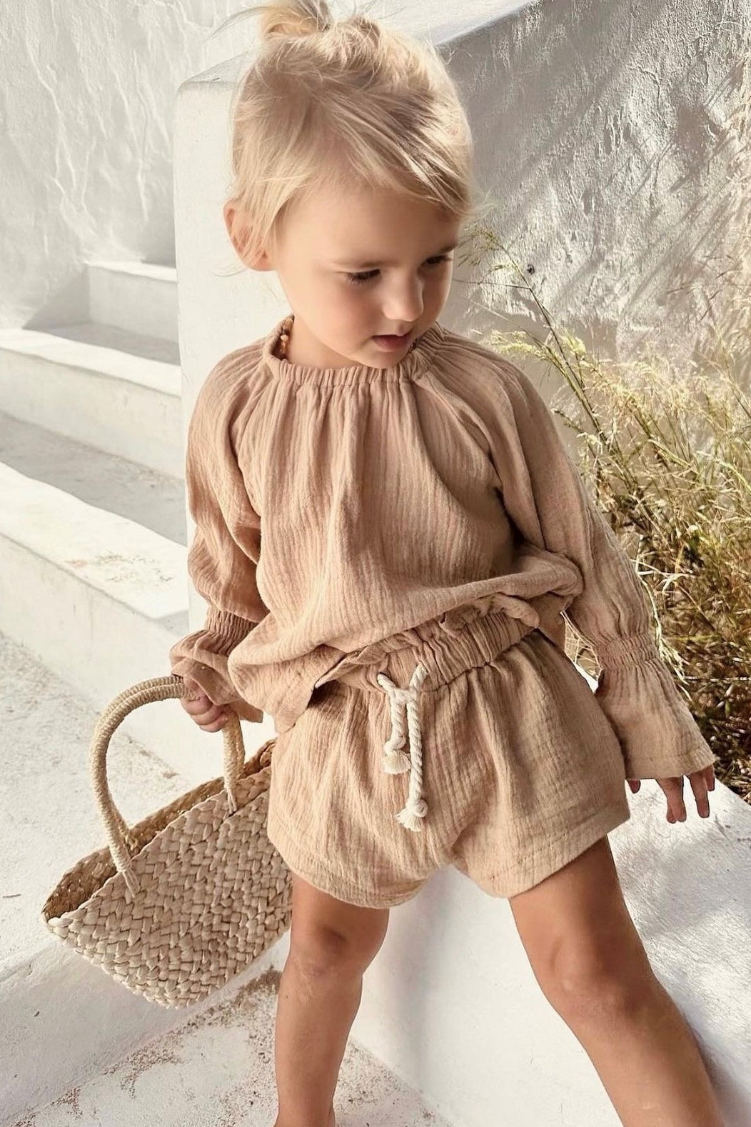 MUSLIN SET WITH RUFFLE CUFFS | CAPPUCCINO