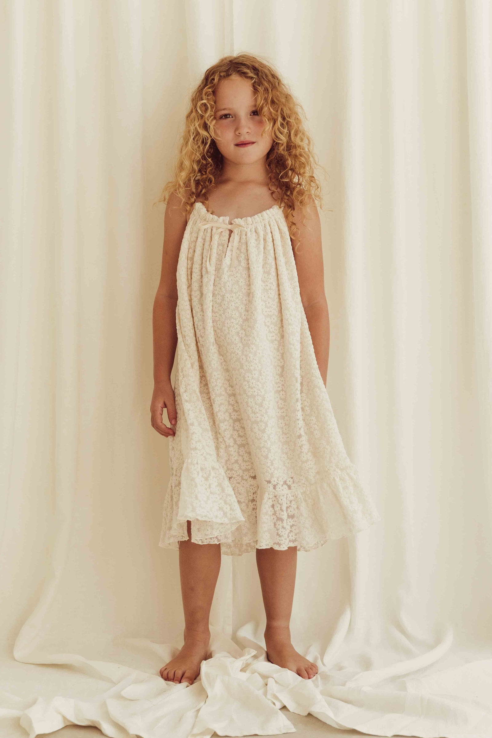 Girls Lace Daisies Dress