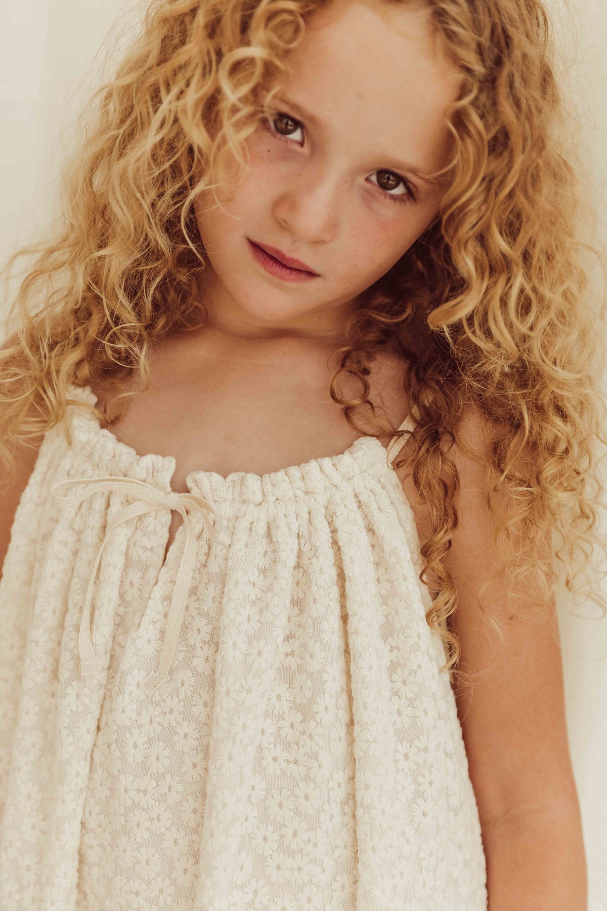 Girls Lace Daisies Dress