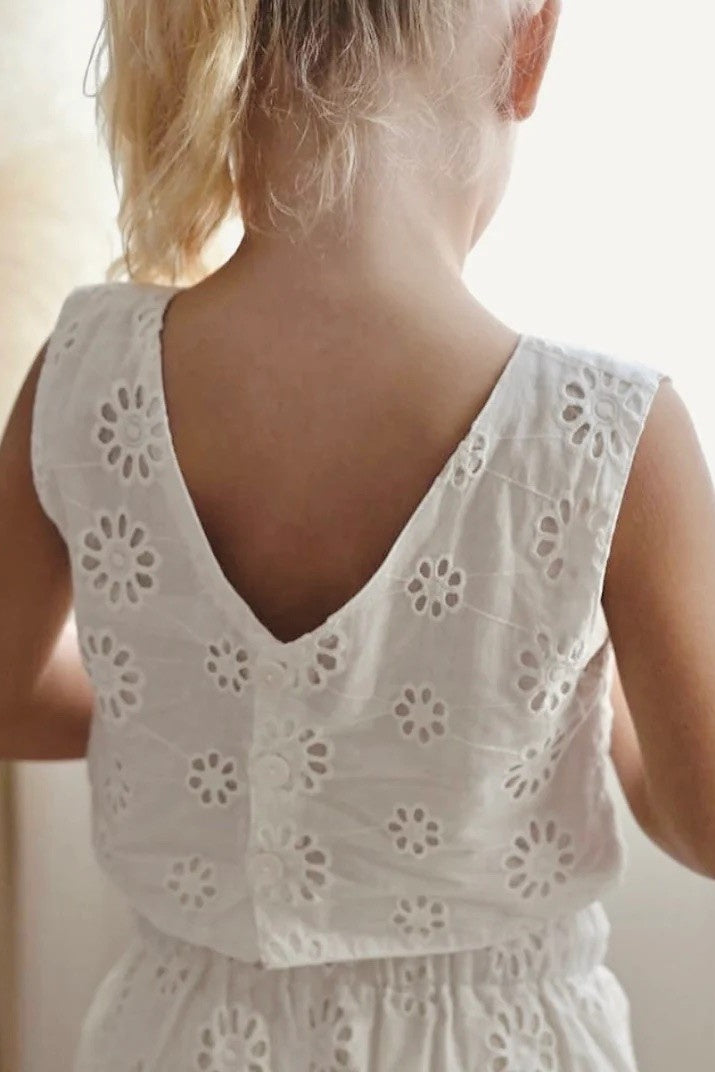 EMBROIDERY SET WITH SHORTS| WHITE