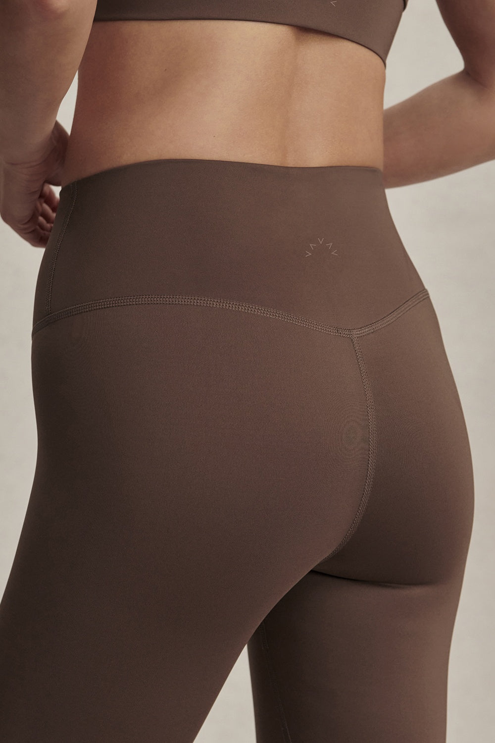 Assure High-Rise Legging 25&quot; | Coffee Quartz