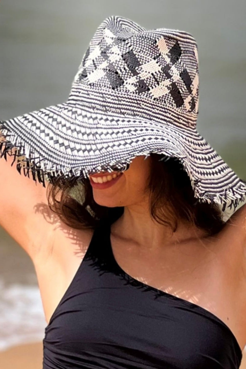 MIA HAT | BLACK/WHITE - Packable FINAL SALE